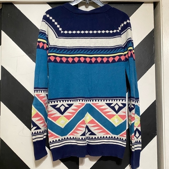 Nollie Women's XS Long Button Cardigan Sweater - Picture 5 of 10